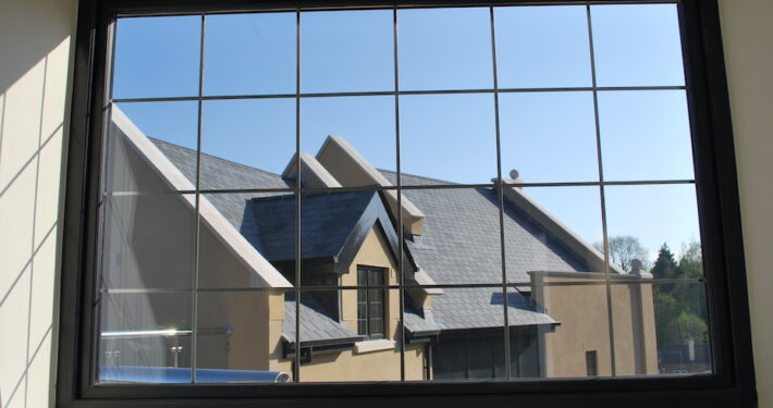 Window Drake Rd Apartments