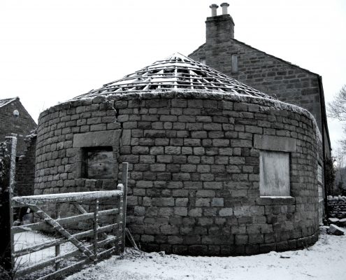 Wheelhouse_at_Hudsons_Barn,_Burn_Bridge_016b