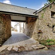 bellacouchebarns4-2-1908_SMART