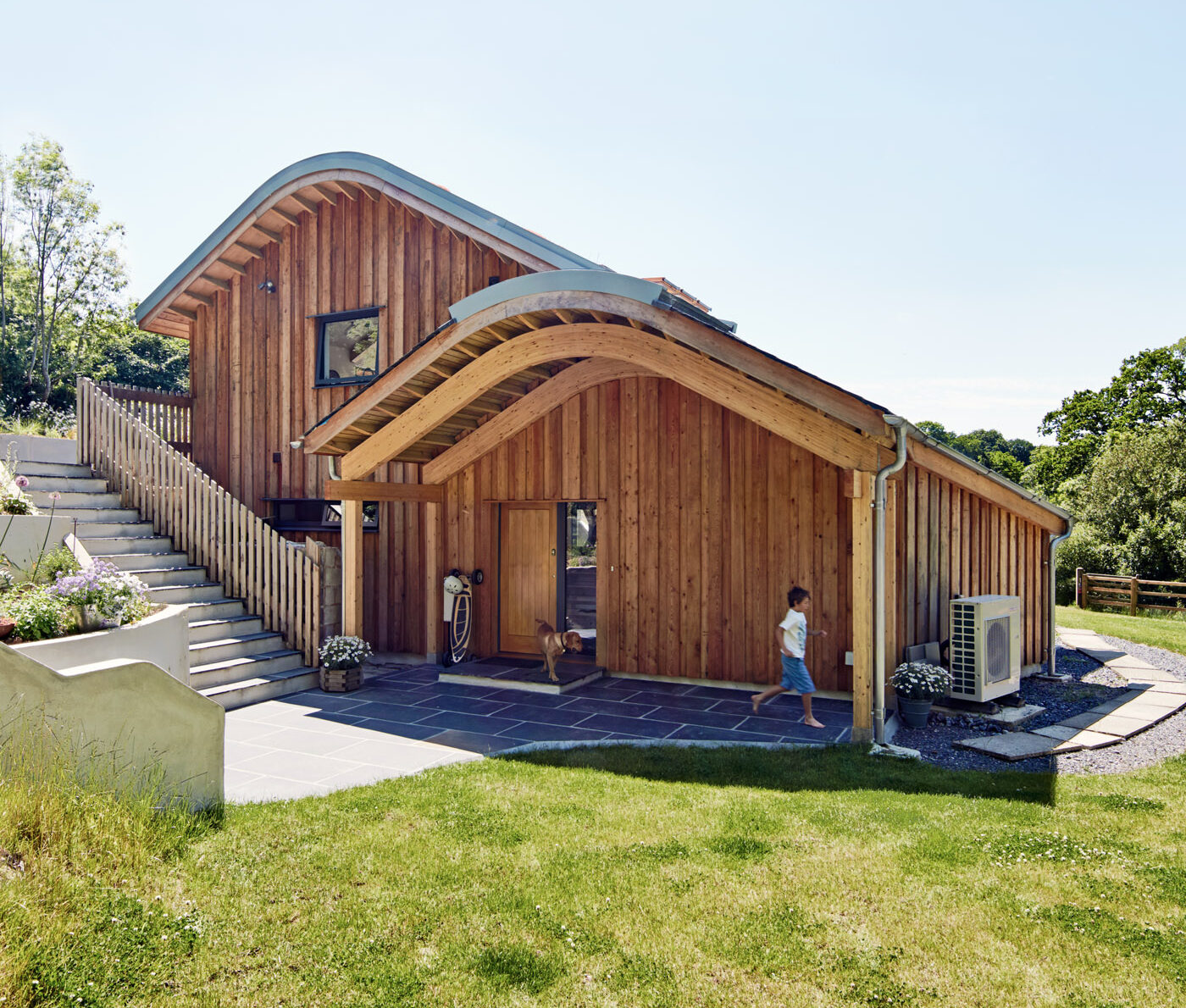 Natural shaped roof of eco friendly house house